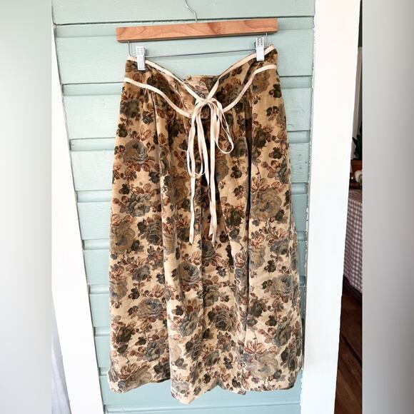 Vintage dark academia dark romantic velvet skirt floral fall winter cottagecore - Picture 4 of 8